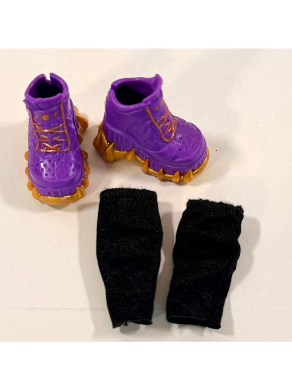 Monster High G3 Clawdeen Wolf Purple Gold Shoes Leg Warmers Replacements